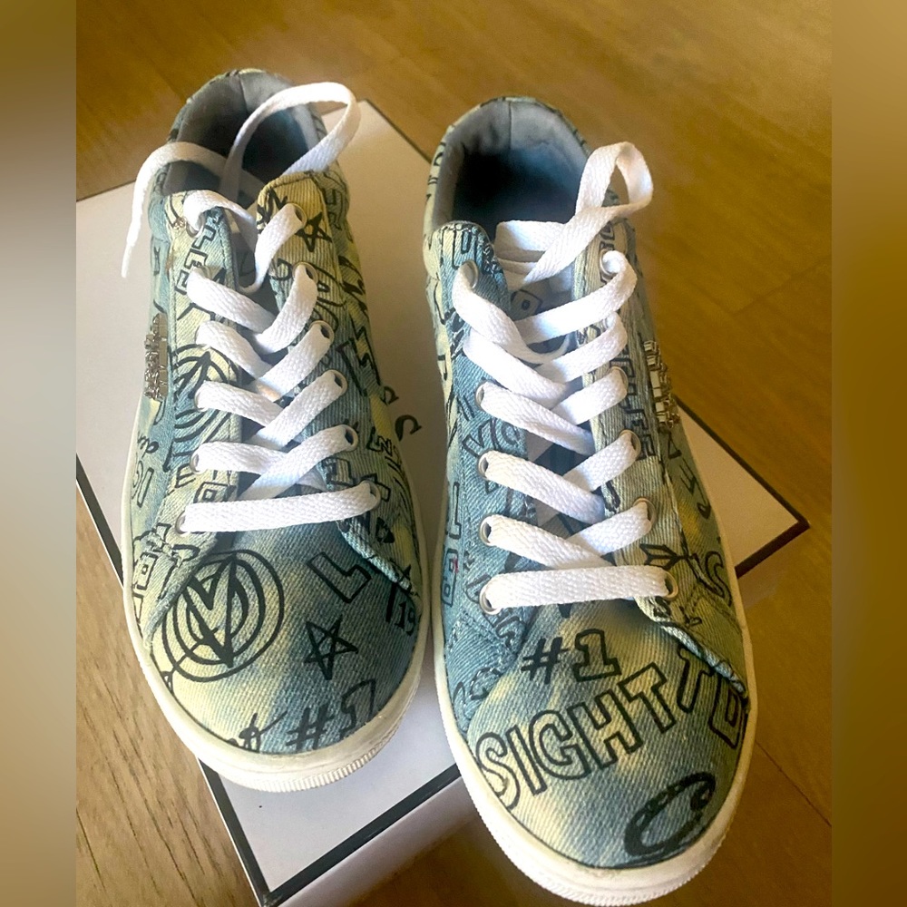 Guess Blue multi Fabric Jaidy low tip sneakers